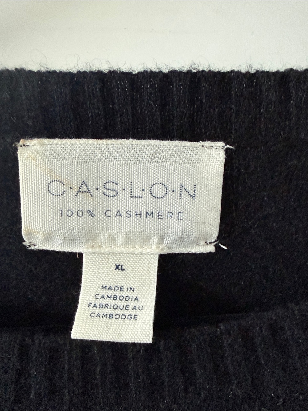 Nordstrom - Caslon Black Cashmere Crewneck Sweater with White Stripes - Picture 2 of 2